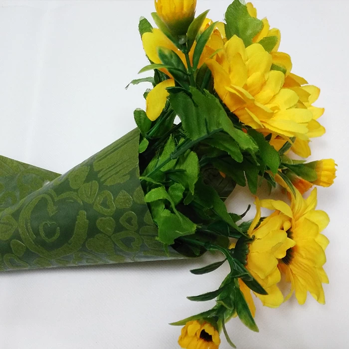 China Non Woven Fabric Free Sample Flower Wrapping Sheet, China Spunbond Non Woven Supplier, Flower Packing Fabric On Sales manufacturer