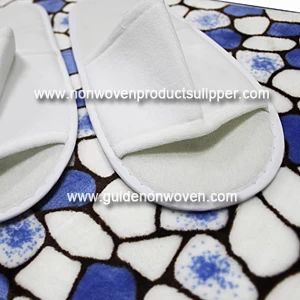 China Wholesale Custom Brand Disposable Hotel Bedroom Guest Towel Slipper manufacturer
