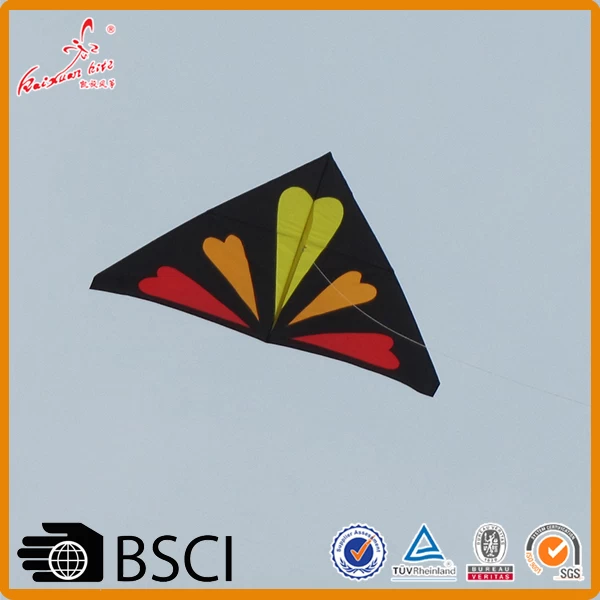 Flying triangle kite huge delta kite from weifang kaixuan kite factory