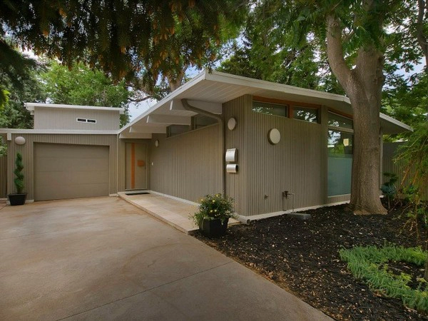 Verwandeln Sie ein Mid-Century Gebäude in eine fesselnde moderne Krippe