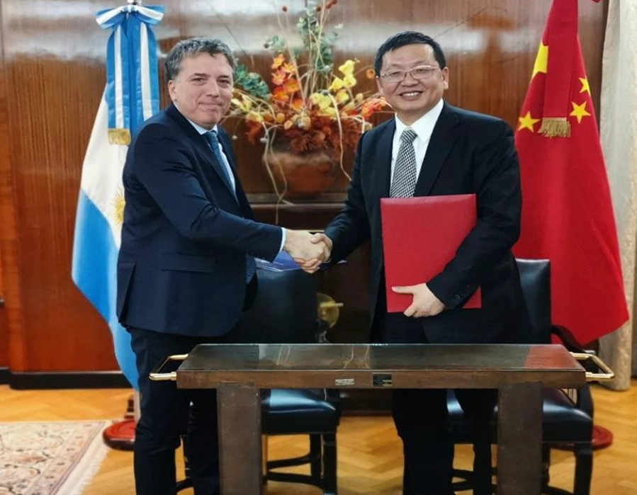 إعادة طبع ： وكيل وزارة الأرجنتين كادانو يزور الصين من أجل التعاون في مجال الطاقة النووية