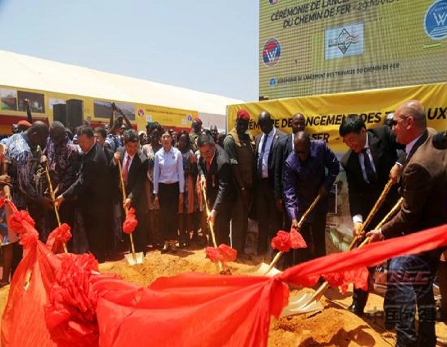 إنشاء أول خط سكة حديد حديث في غينيا قيد التحقيق والتصميم في الصين