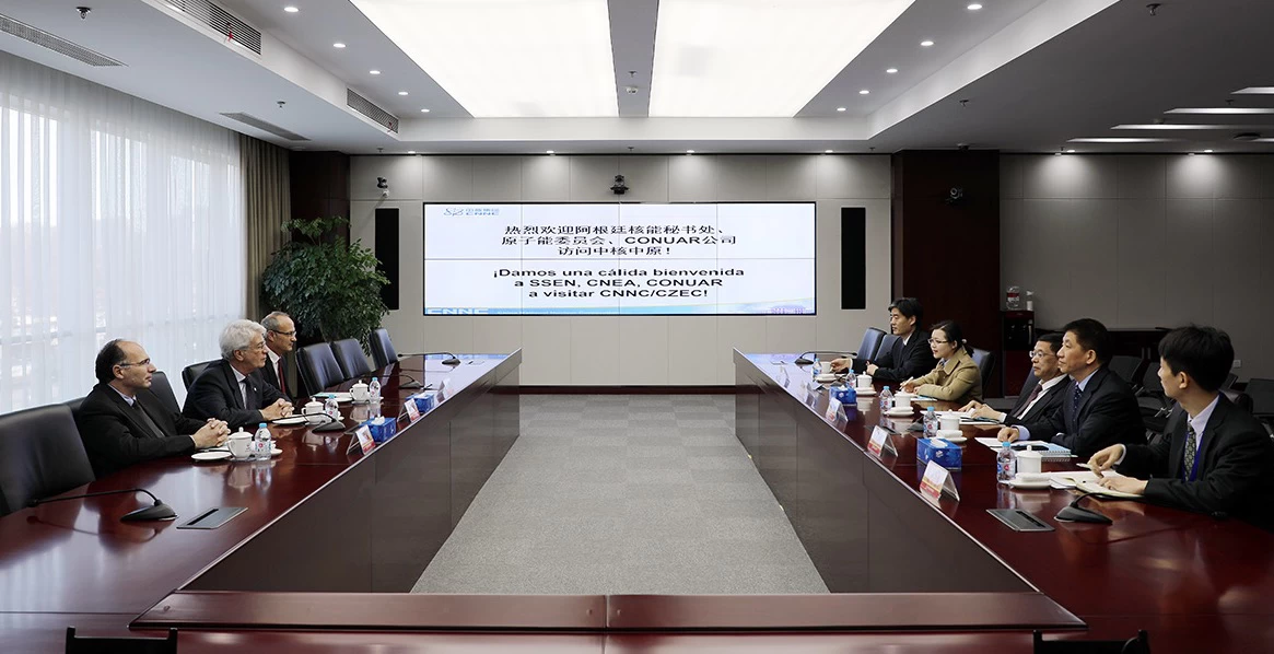 China Nachdruck: Der Vorsitzende der CZEC traf sich mit dem Präsidenten der Argentinischen Nationalen Atom Hersteller