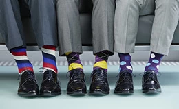 How to choose the type and color of socks suitable for yourself?