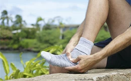 Bamboo fiber socks and pure cotton socks which is better?1