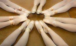 What are the properties of silk stockings?2