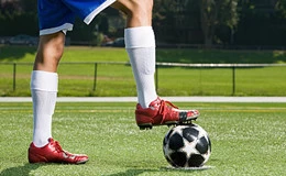 How to choose and use football socks?