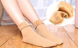 Should you wear socks when your feet are cold in winter?