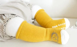 This kind of socks should never be worn by babies 2
