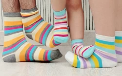 Can you wear socks when you sleep?