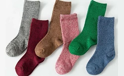 Conosci il processo di produzione delle calze?