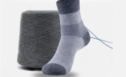What are the advantages and disadvantages of socks made of bamboo fiber?