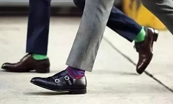 Three analysis of the style, material and color of socks