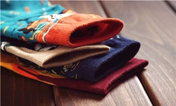 How to match socks in spring?