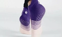 Under what circumstances should yoga socks be used? How to choose suitable yoga socks?