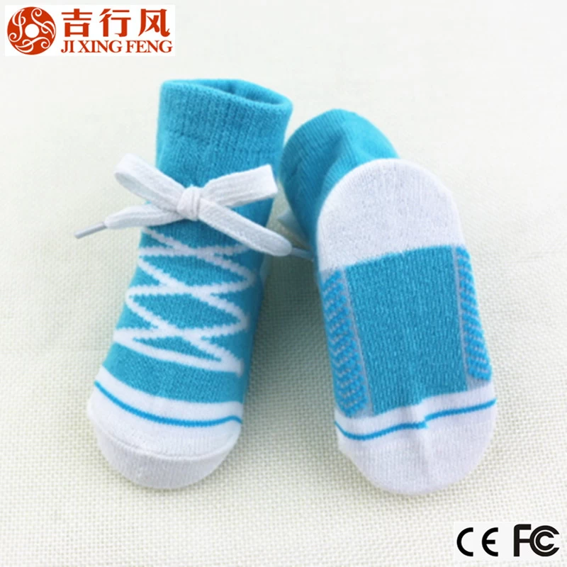 Baby chaussettes avec dentelle, différents matériaux sont disponibles, en 75 % coton, 15 % Polyester et 5 % Spandex