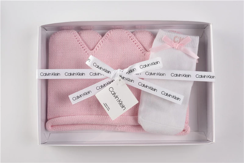 China New baby hat socks gift box set wholesale