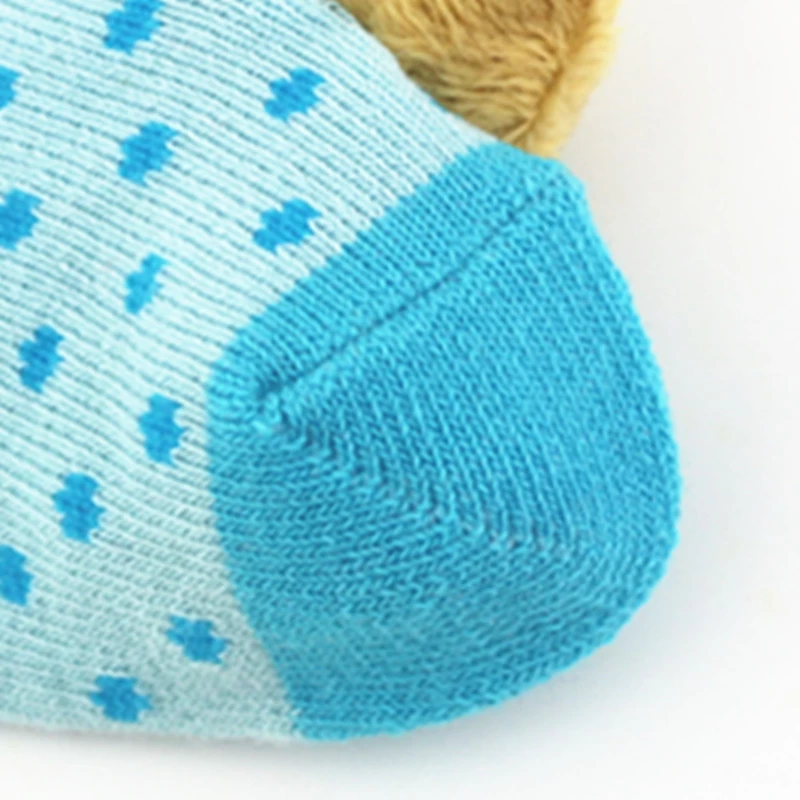 Meilleur fabricant de chaussettes pour bébé en Chine, chaussettes pour bébé en coton mignon personnalisées avec décoration de poupée d'ours