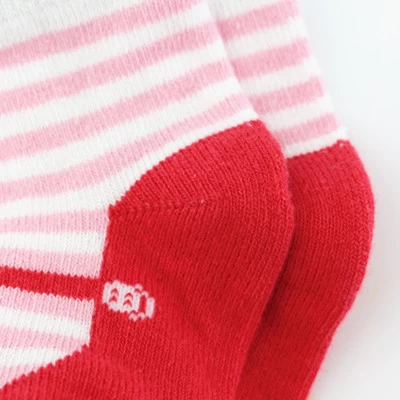 Meilleurs exportateurs Chine stripe style chaussettes de bébé avec bowknot, en coton, pour les 0-6 mois de bébé