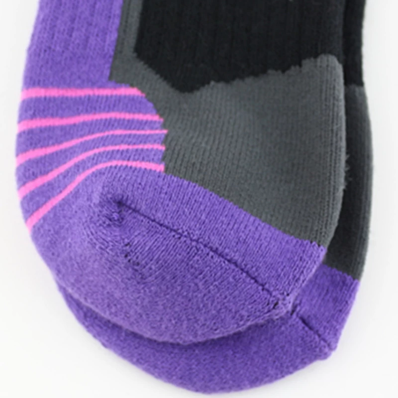 China best professional socks manufacturer, customized knee high compression sport socks