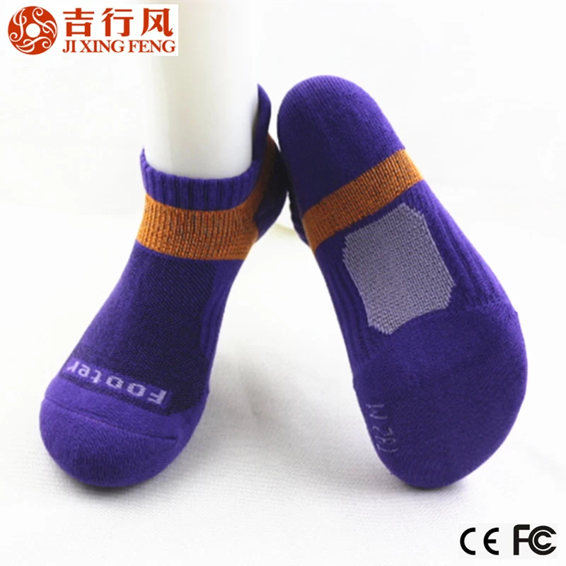 Meilleur fabricant de chaussettes de Chine et d’usine, vente en gros custom toutes les couleurs des chaussettes de compression fashion