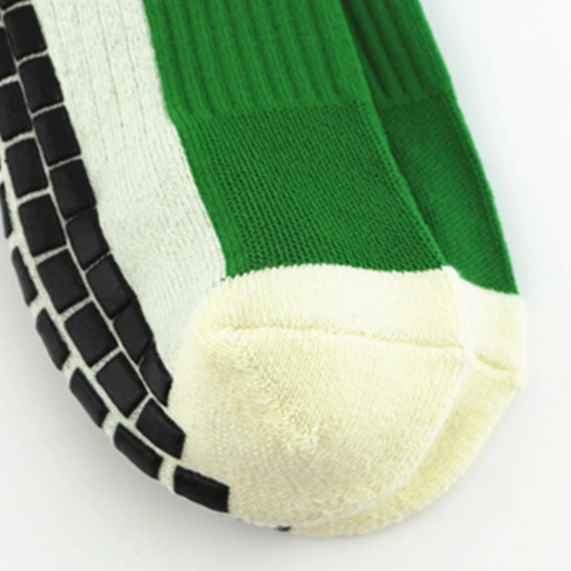 Profession de Chine OEM chaussettes usine, sur mesure en nylon silicone grille verte sport chaussettes