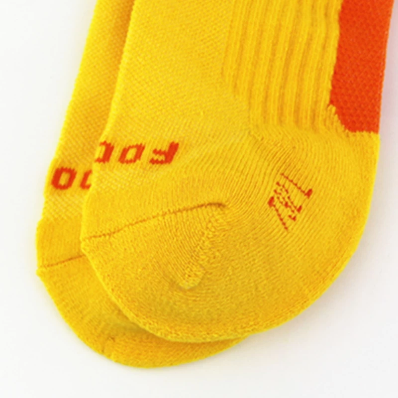 Chaussettes de Chine professionnelle exportateur de produits, chaussettes de physiothérapie pour le sport logo personnalisé