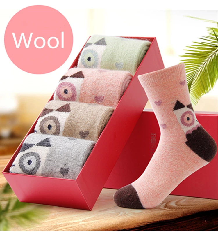 China women socks wholesalers supply high quality rabbit wool socks productions