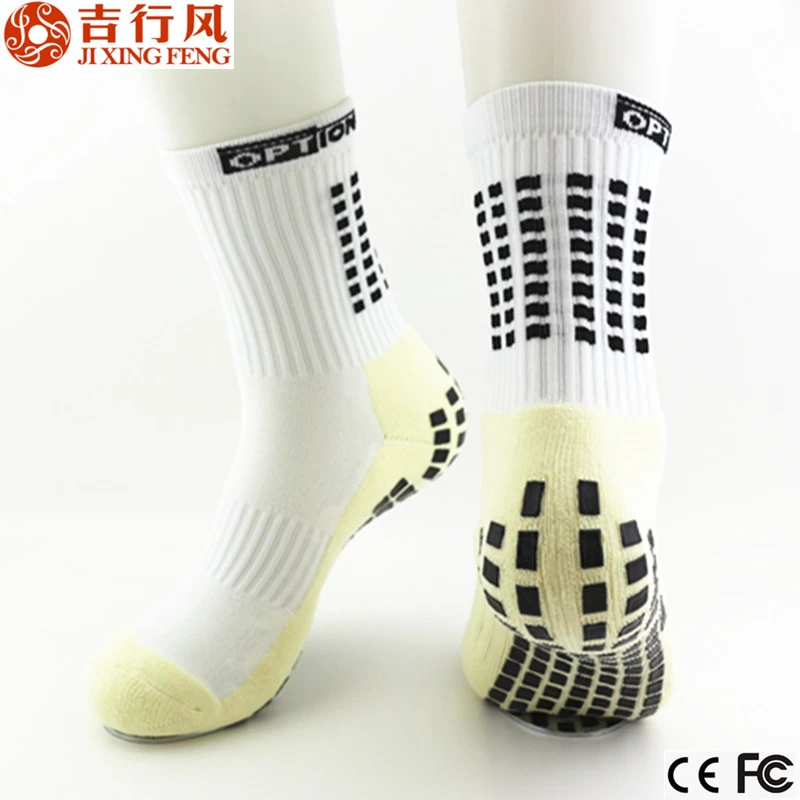 Hot sale fashion style of sport anti slip socks,made of nylon and cotton