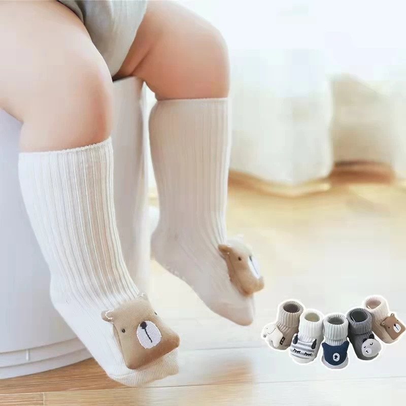Professional production of baby socks, sports socks, etc. Manufacturers welcome to order proofing and place an order