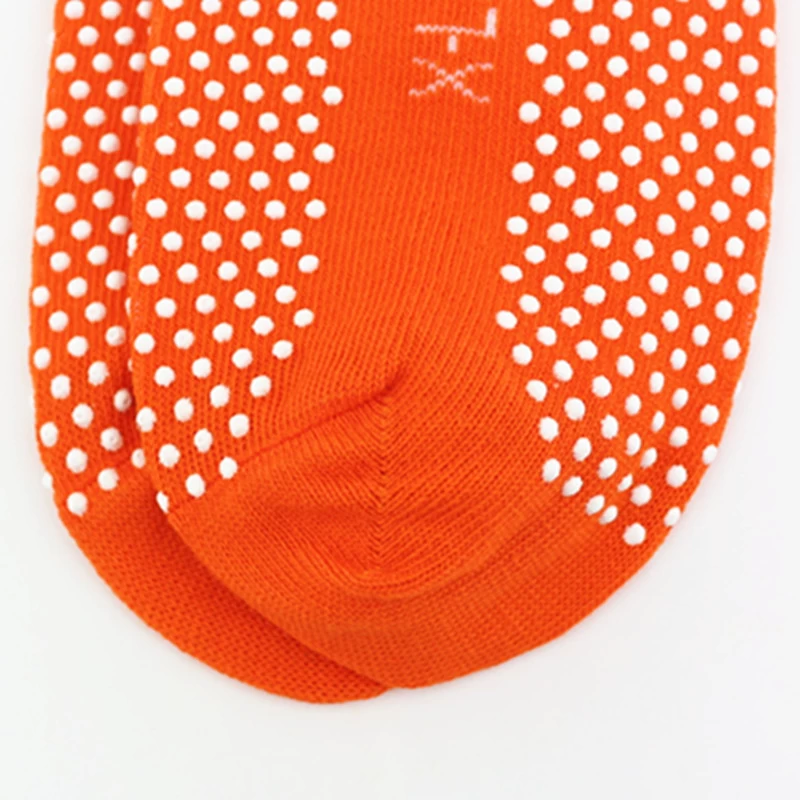 The most professional non skid socks factory China, wholesale custom 3 sizes medical anti slip socks