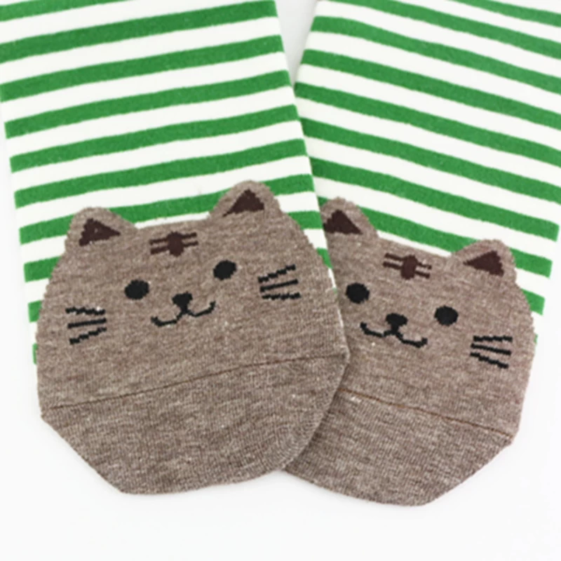 The popular cotton girls socks with customized cute cartoon pattern
