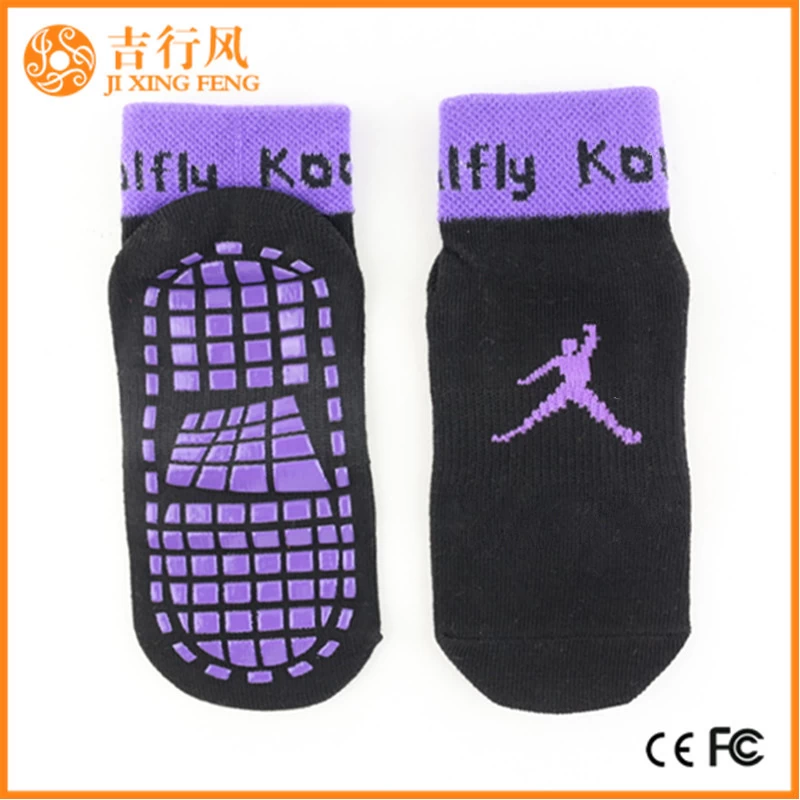 antidérapant chaussettes fournisseurs et fabricants en gros personnalisé enfant antidérapant chaussettes Chine
