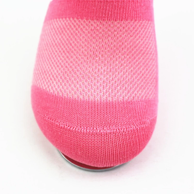 anti glisse Chine fournisseur chaussettes, en vrac en gros logo personnalisé trampoline anti dérapant chaussettes