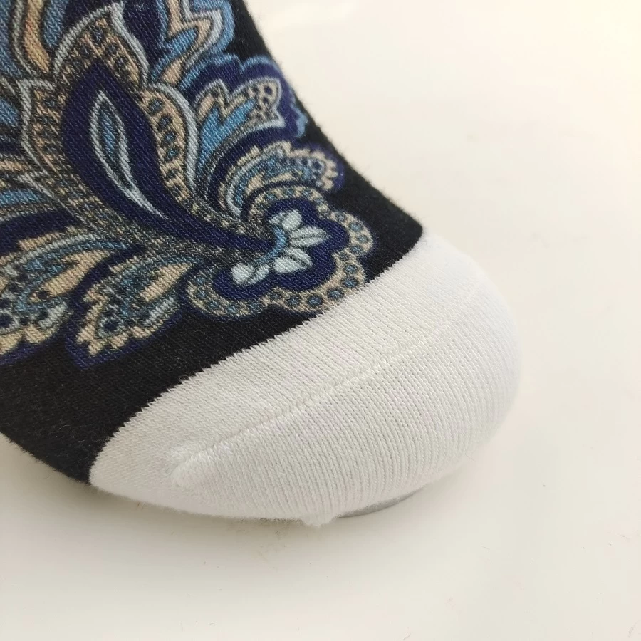 Chaussettes de sublimation personnalisée Factory Chine, Fabricant de chaussettes d'impression