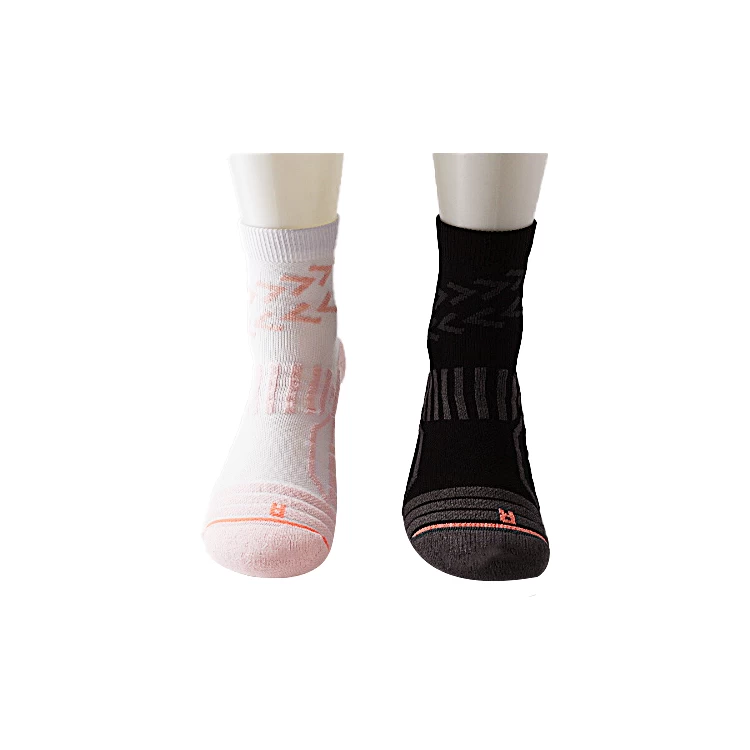 Chaussettes de sport Coton Fabricants, Cunstom Design Sports Socks fournisseur, chaussettes de coton colorant