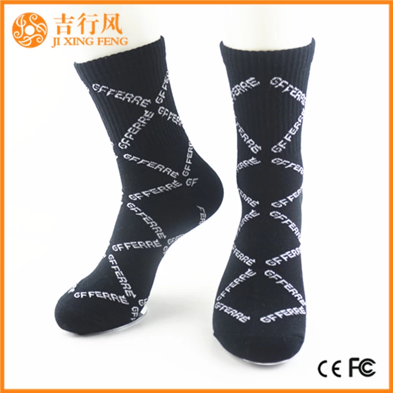 benutzerdefinierte Design Socken Lieferanten und Hersteller Bulk Großhandel Männer schwarze Socken