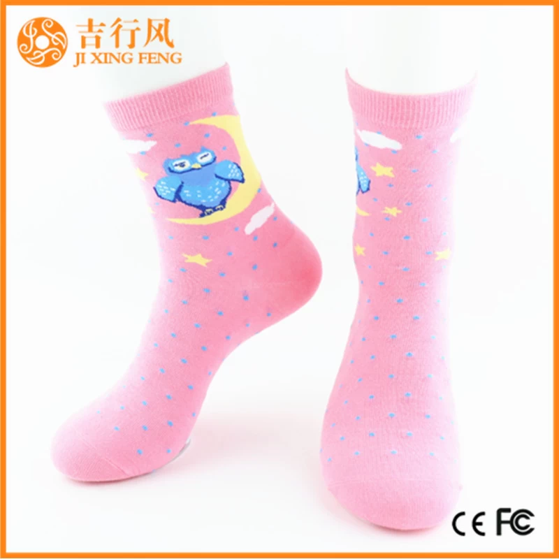 süße Cartoon Socken Frauen Großhändler benutzerdefinierte Baumwolle gestrickte Frauen Socke