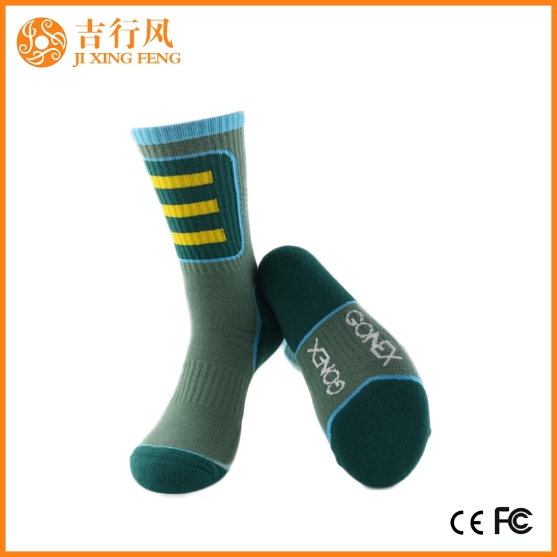 fashion knitted sport sock manufacturers bulk wholesale sports mens basketball socks China