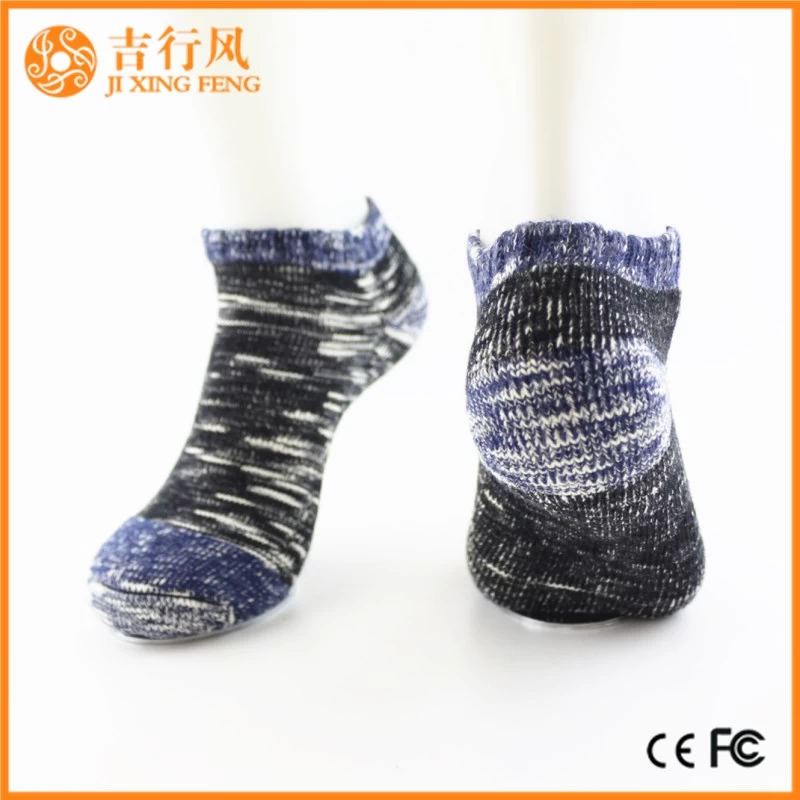 Boden Socken Lieferanten und Hersteller Großhandel benutzerdefinierte Neuheit Socken
