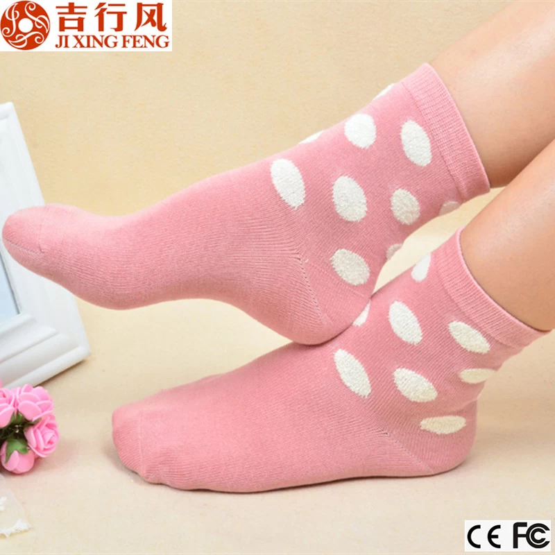hot sale popular styles of womens cotton polka dot socks