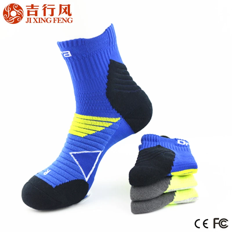 hot sale wholesale custom logo sport run socks,made of cotton and spandex