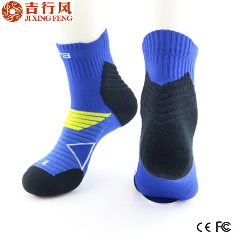 hot sale wholesale custom logo sport run socks,made of cotton and spandex