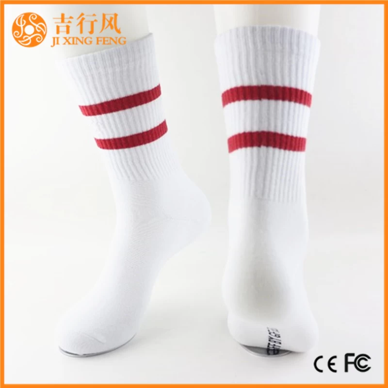 Mens Baumwolle Sport Socken Lieferanten und Hersteller Großhandel benutzerdefinierte Männer modische Sportsocken