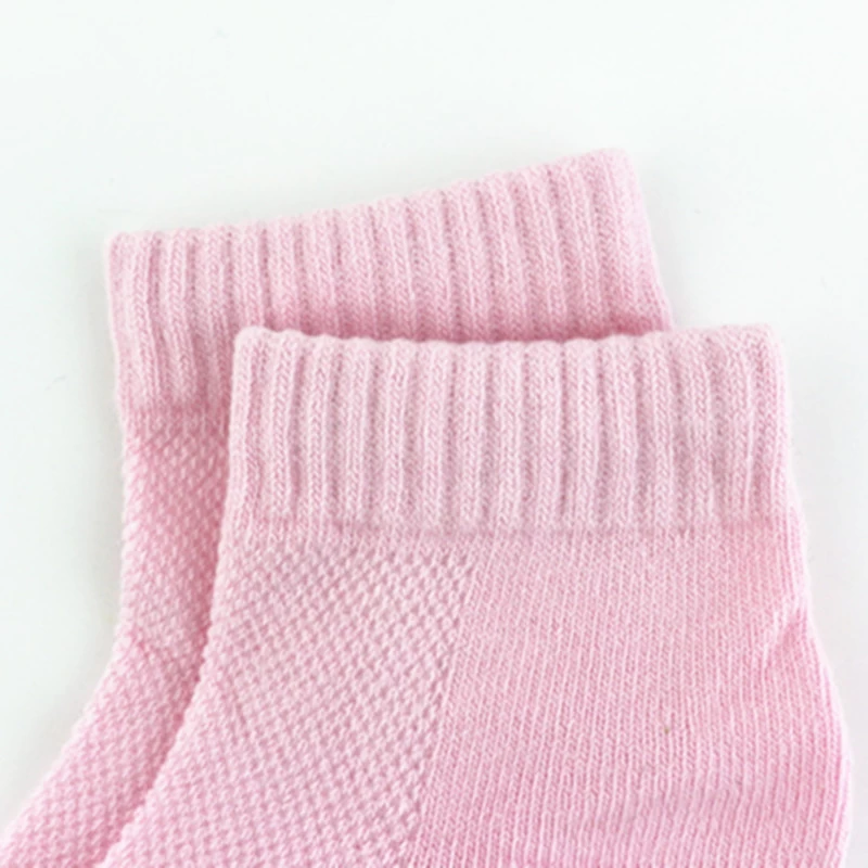 Носки поставщиком продукции Китая, оптовая массовая пользовательские равнина антибактериальные и дезодорант детей носки, сделанные из хлопка