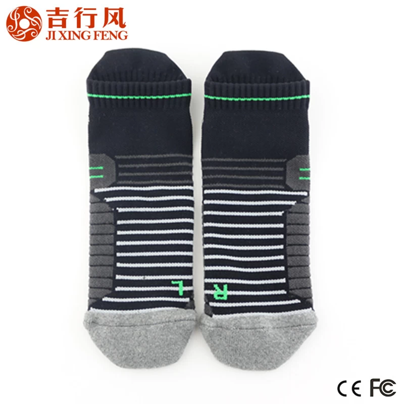 wholesale custom logo high quality left and right sport socks