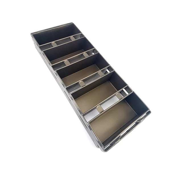5 Strap Loaf Pan with Lid