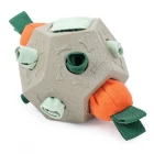 China Multifunktionaler Hundmengenbugel mit Karottenspielzeug | TPR Treat Aspensing IQ Training Toy Hersteller