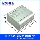 China Aluminium geëxtrudeerde behuizingsdoos voor printplaat- en doe-het-elektronica AK-C-C26 56 * 96 * 95 mm fabrikant