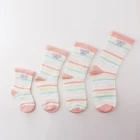 China Padrão personalizado algodão bebê meias fornecedores, personalizado bebê meia preço china fabricante